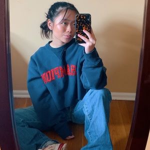 Champion Cropped Sweatshirt